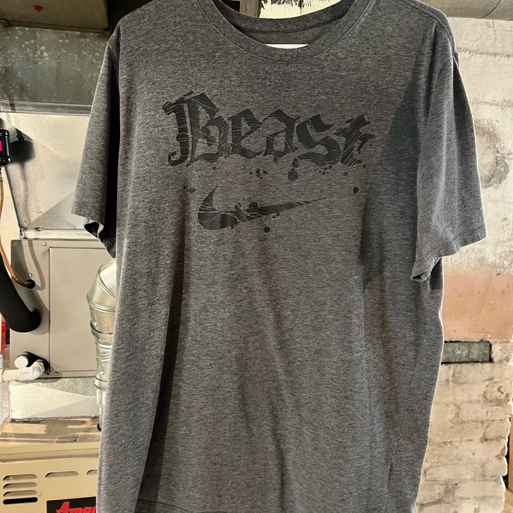 Nike T shirt